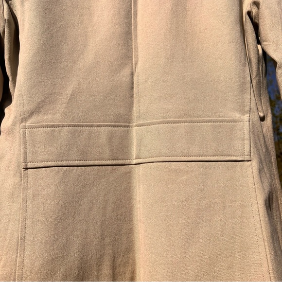 Gap Stretch Womens Light Zipper Jacket Color Beige Size 10 - Picture 6 of 10
